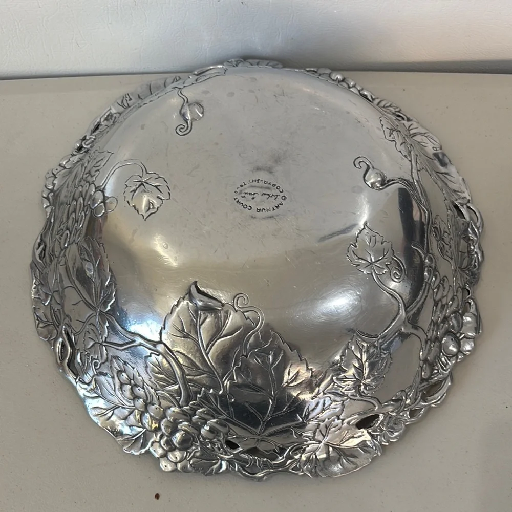Arthur Court Serving Bowl - Picture 2 of 2